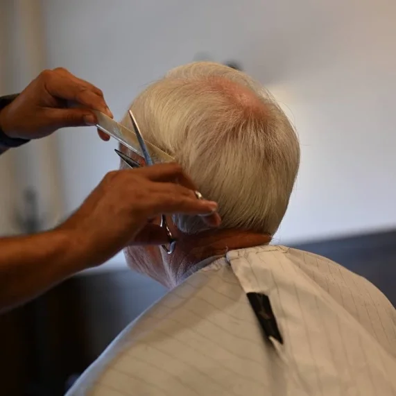 Dapper Barbershop and Shave Parlor, business photo 4